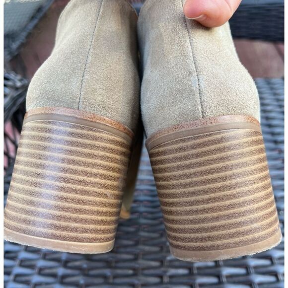 Zara Light Beige/Cream Suede Ankle Booties, Elastic Side Inserts Size 38 - Picture 4 of 13